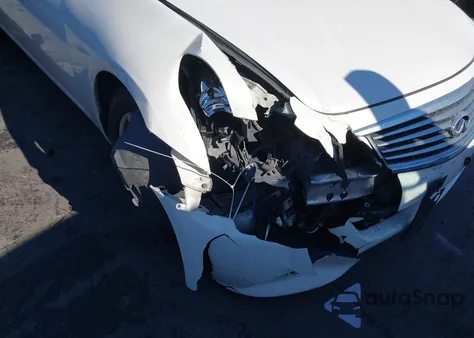 2011 Infiniti G25 Journey z USA, uszkodzony, nr VIN JN1DV6AP3BM830357